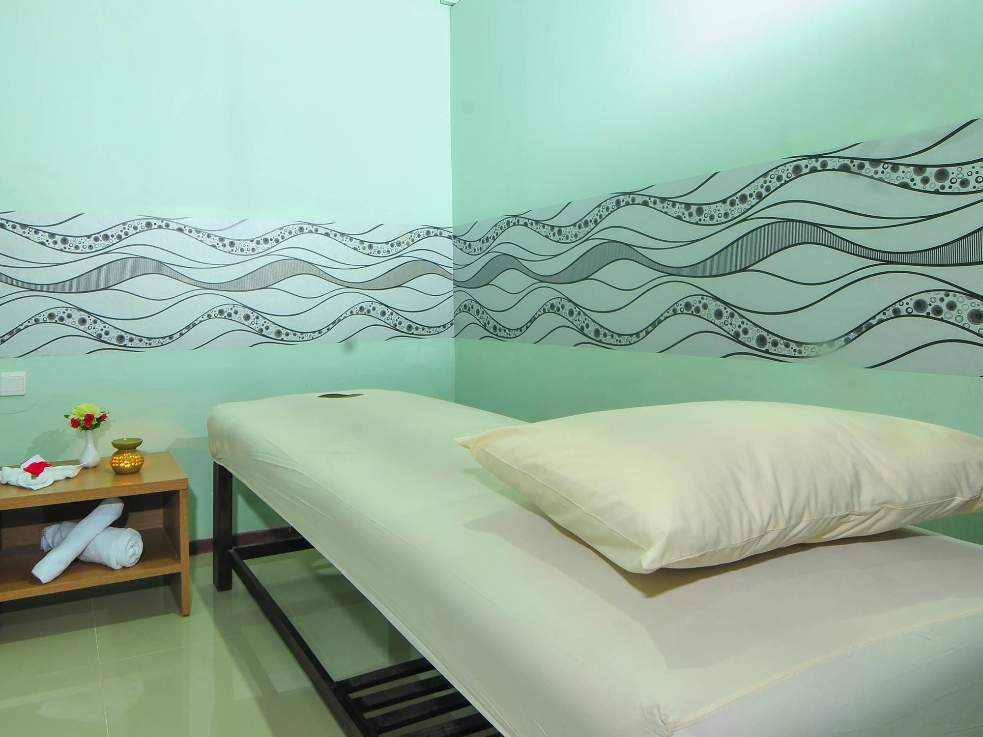 & Trade Center Hotel 3*